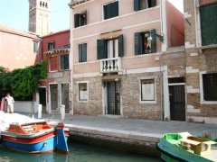 �x�j�X�̃��X�g����