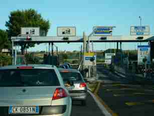 イタリアの高速道路の料金所